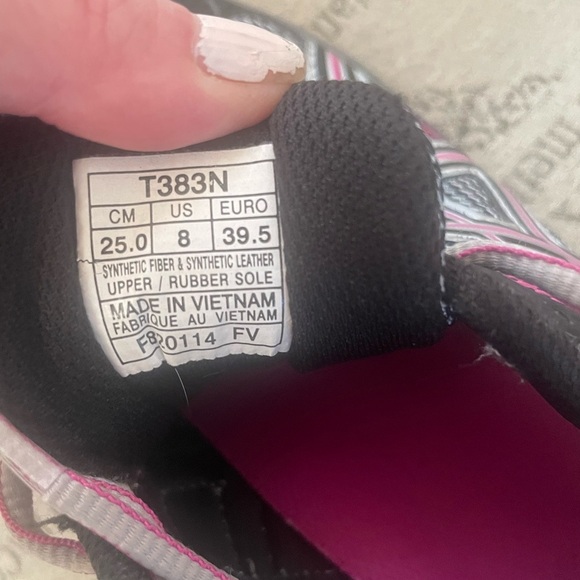 ASICS Women's Running Shoes - Black and Pink - Picture 5 of 5